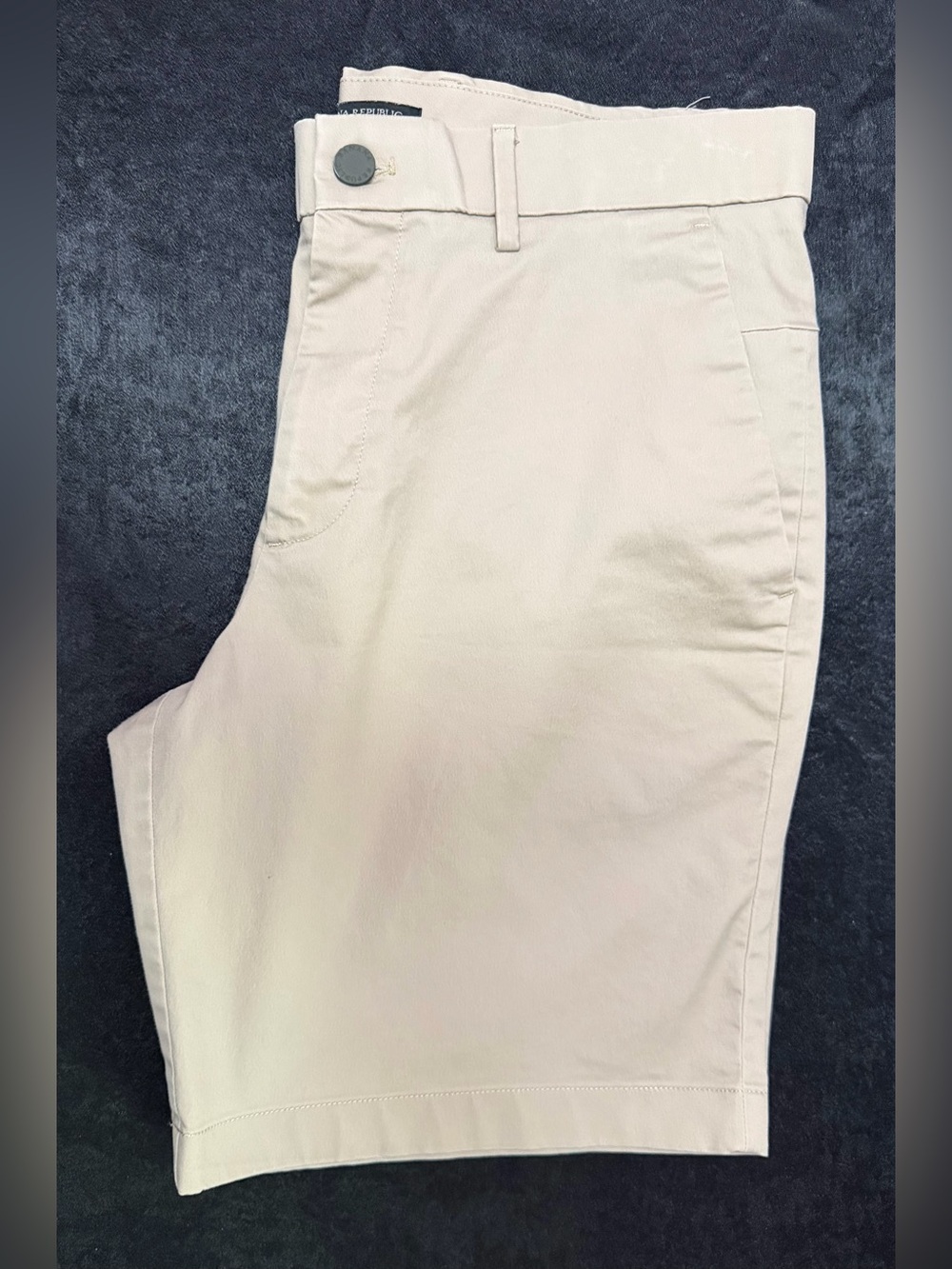 Men’s Banana Republic Khaki Beige Chino Shorts